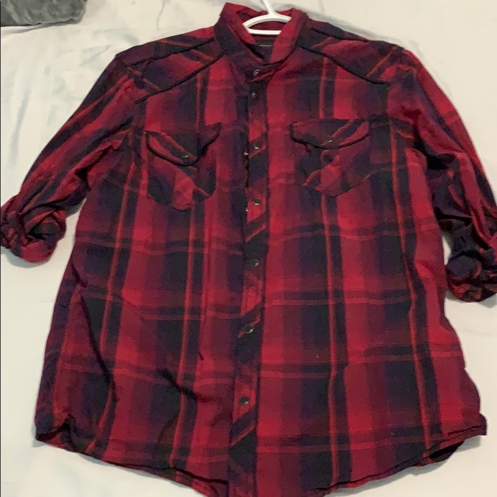 I.N.C BUTTON UP